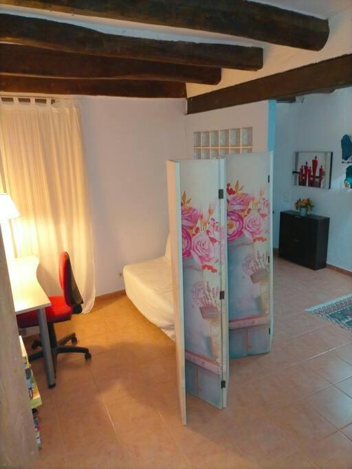 Preciosa Casa De 2 Pisos A 50 Metros De La Playa Villa Canet De Mar Luaran gambar