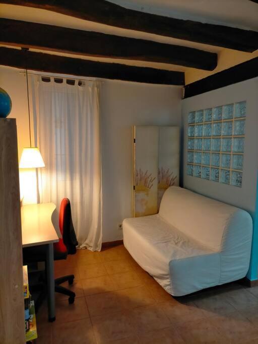 Preciosa Casa De 2 Pisos A 50 Metros De La Playa Villa Canet De Mar Luaran gambar